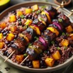 Receta de Brochetas de Jerk BBQ Con Arroz Con Mango y Frijoles Negros