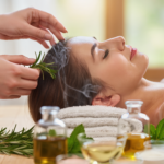 Aceite de Romero: Beneficios para la Salud y el Ritual de 2 Minutos que Puede Transformar Tu Piel y Cabello para Siempre